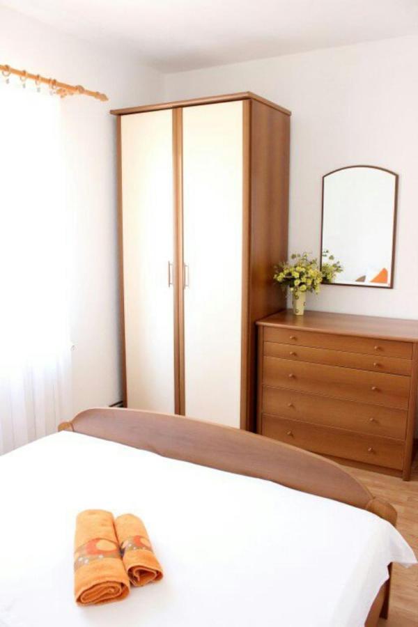 Apartments Marin Μπολ Εξωτερικό φωτογραφία